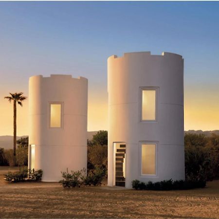 The Castle House Estate Hotel Joshua Tree Exterior photo