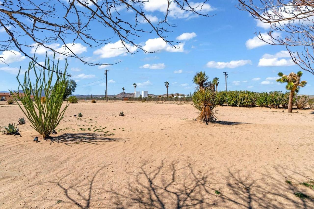 The Castle House Estate Hotel Joshua Tree Exterior photo