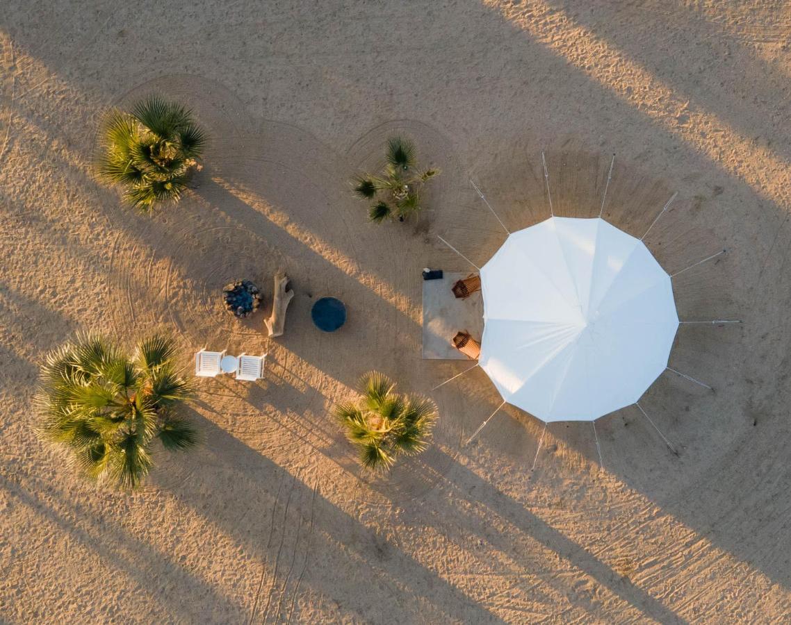 The Castle House Estate Hotel Joshua Tree Exterior photo